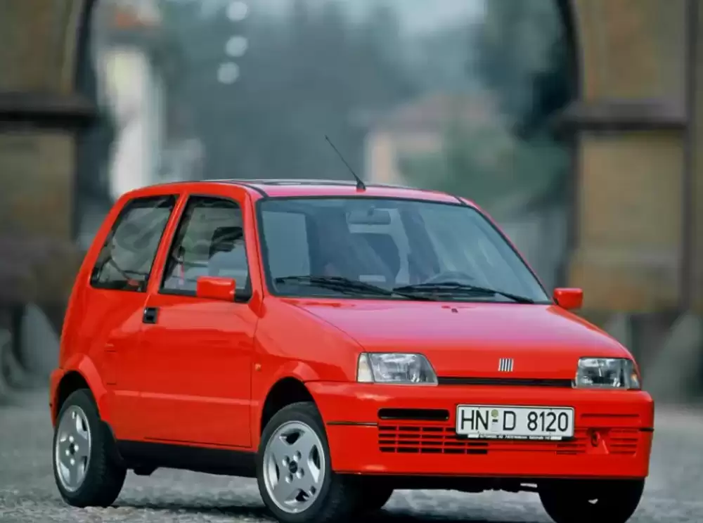 FIAT CINQUECENTO (1991-1998) DESIGN GUMENÉ AUTOROHOŽE 