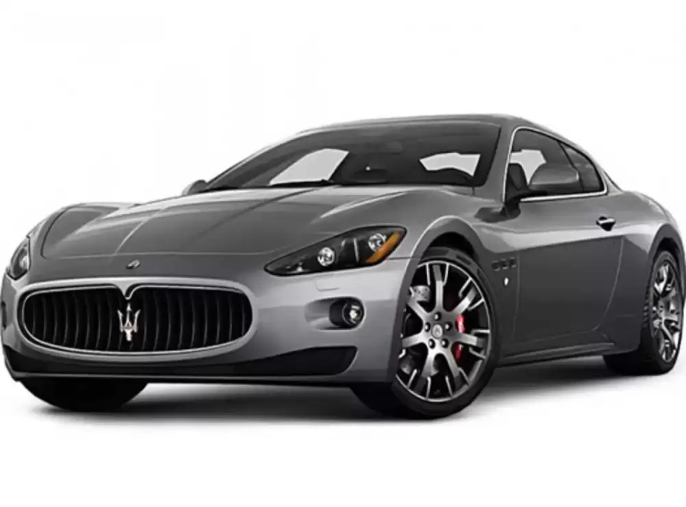 MASERATI GRANTURISMO (2007-2020) DESIGN CSOMAGTERSZÖNYEG